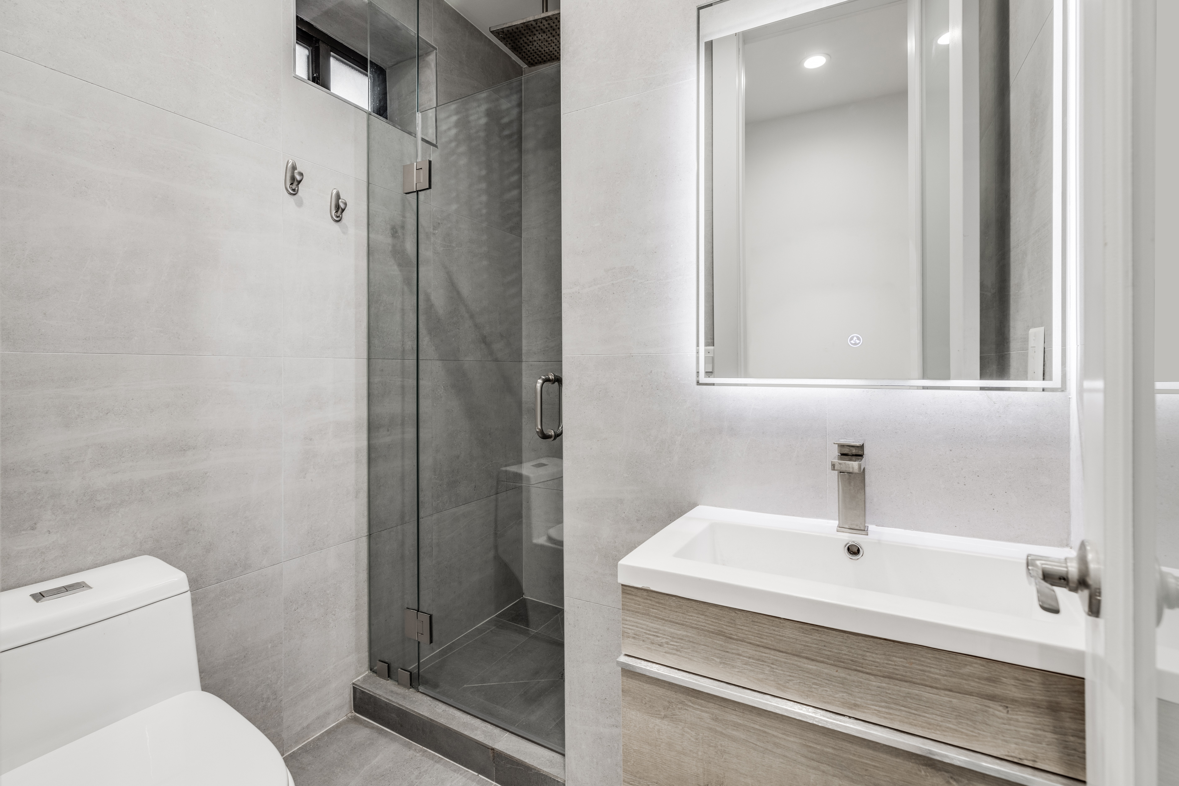 105 MacDougal Street, Unit PHA Manhattan, NY 10012 - Photo 4 of 11