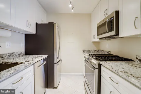 $465,000 | 4360 Cherry Hill Road, Unit 103, Arlington, VA 22207