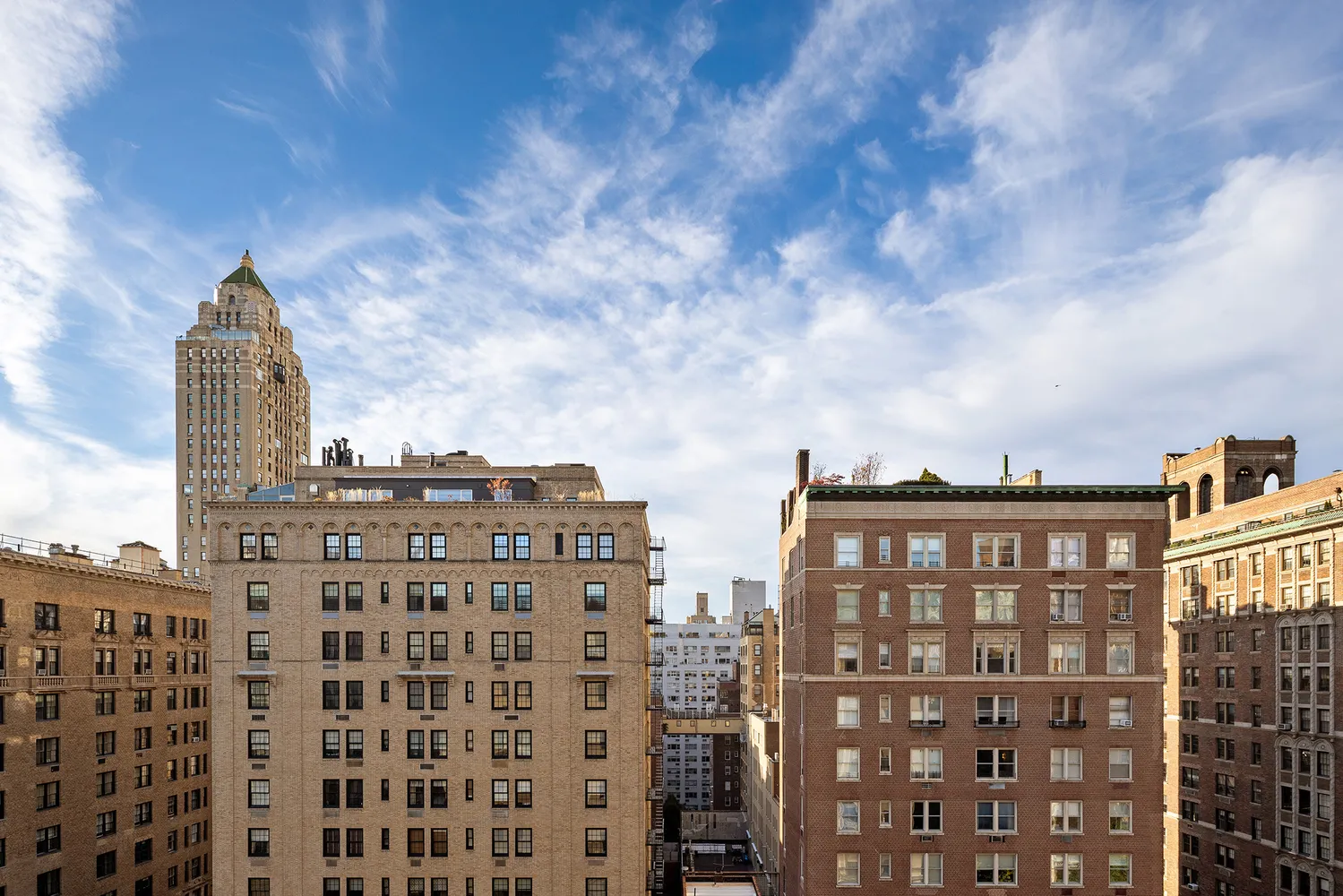 $3,595,000 | 875 Park Avenue, Unit 11C | Upper East Side