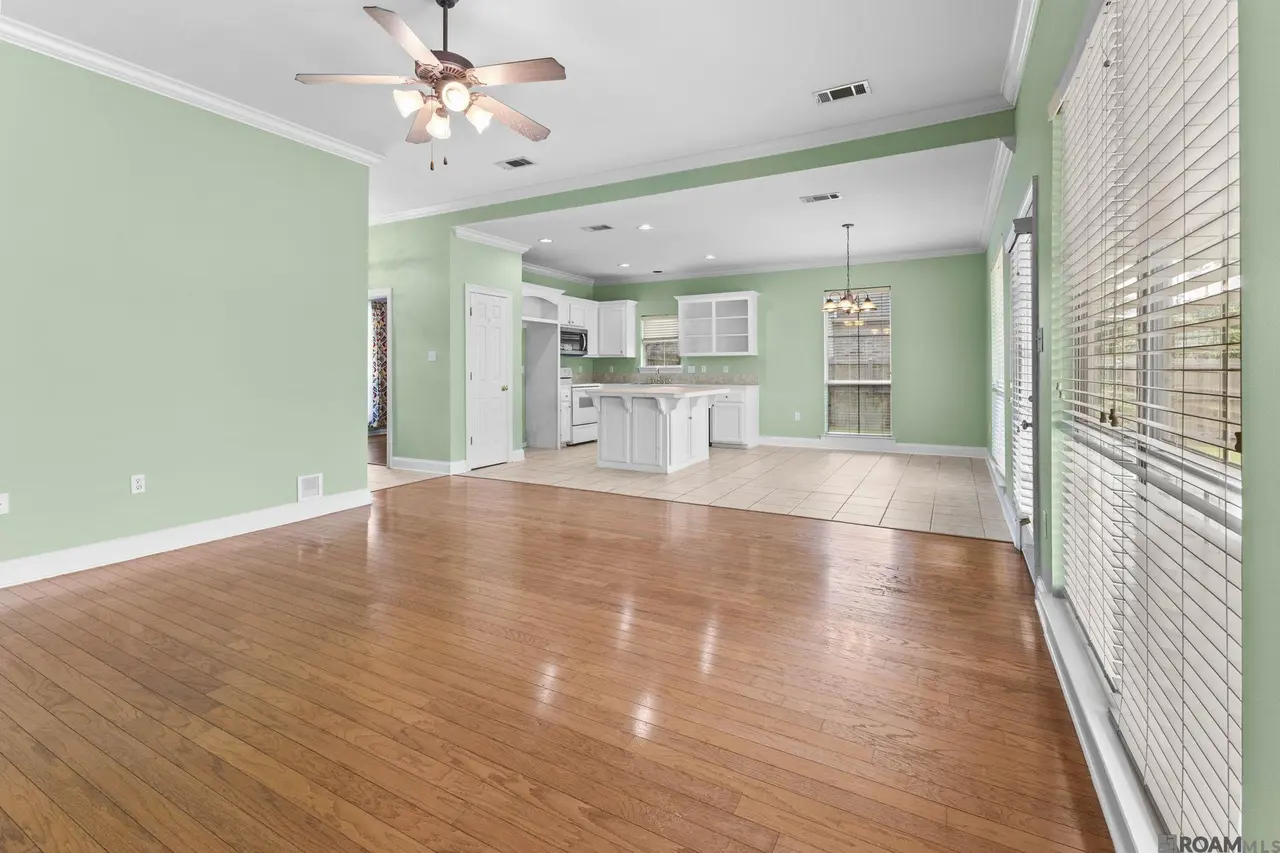 8929 Worthington Estates Avenue Baton Rouge, LA 70810 - Photo 7 of 23