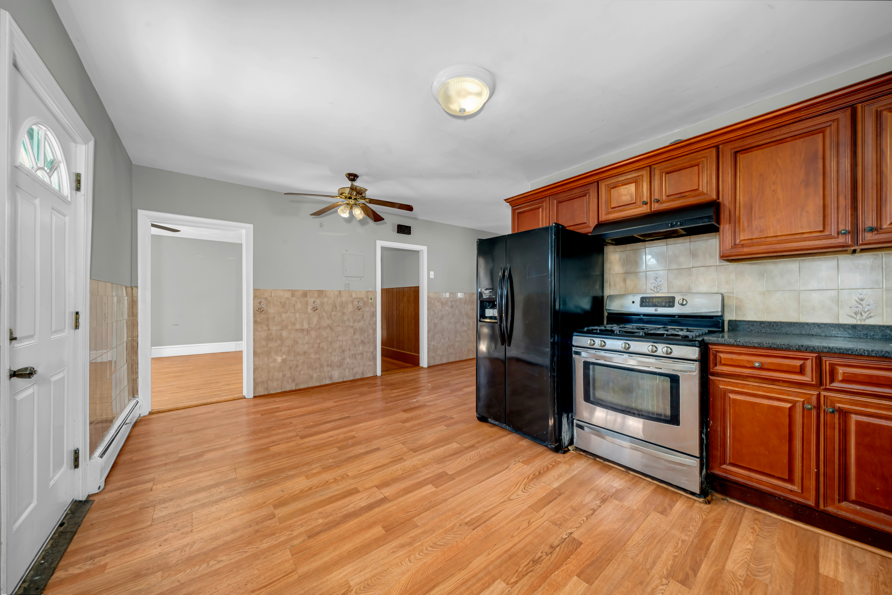 75 Warren Street Medford, MA 02155 - Photo 34 of 68