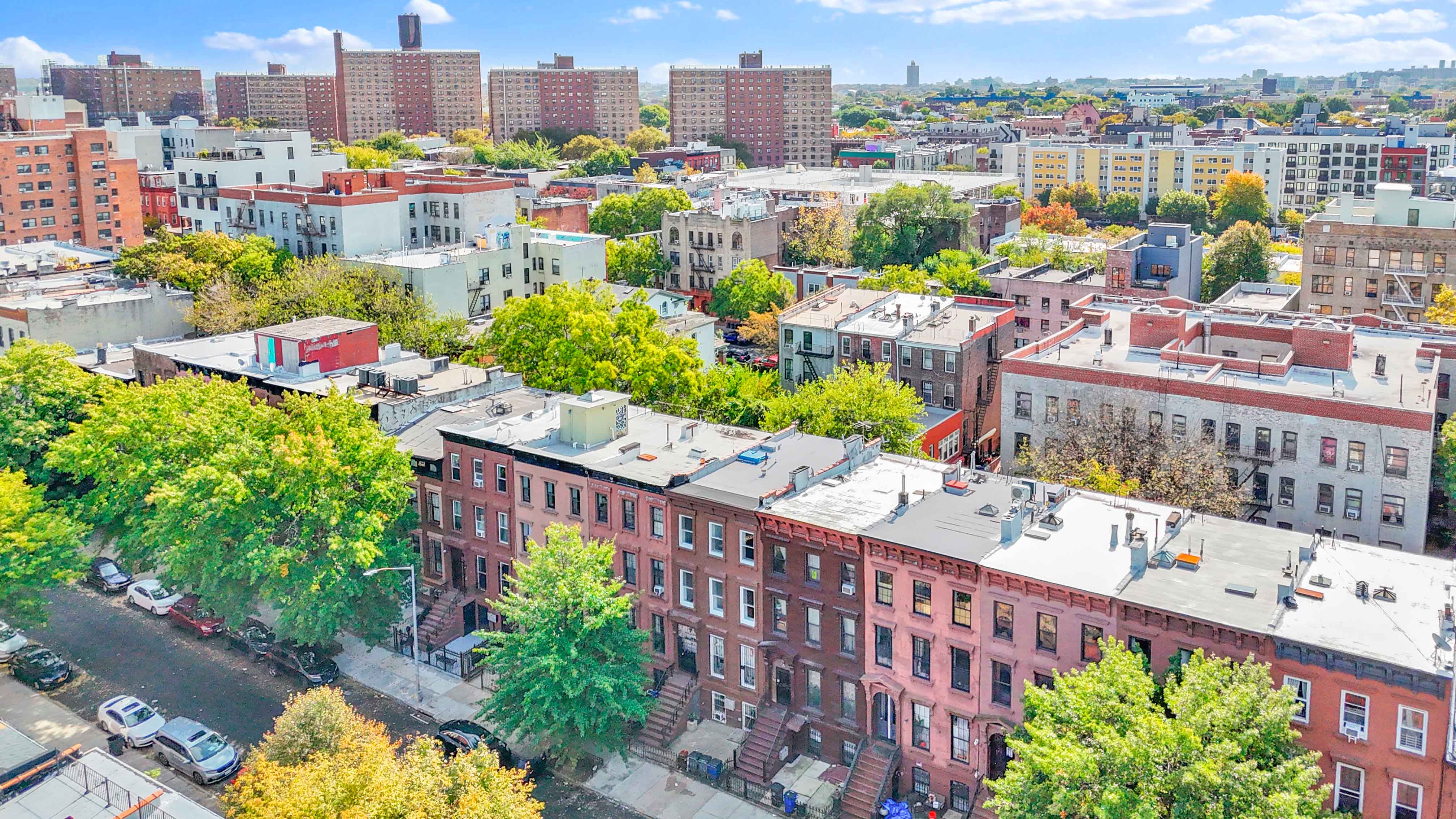 238 Vernon Avenue, Unit 2 Brooklyn, NY 11206 - Photo 20 of 21 a city view