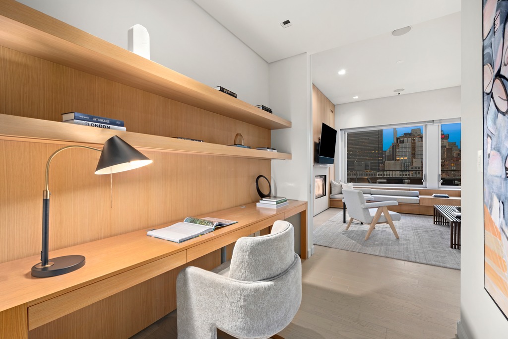 252 7th Avenue, Unit PHF Manhattan, NY 10001 - Photo 20 of 31