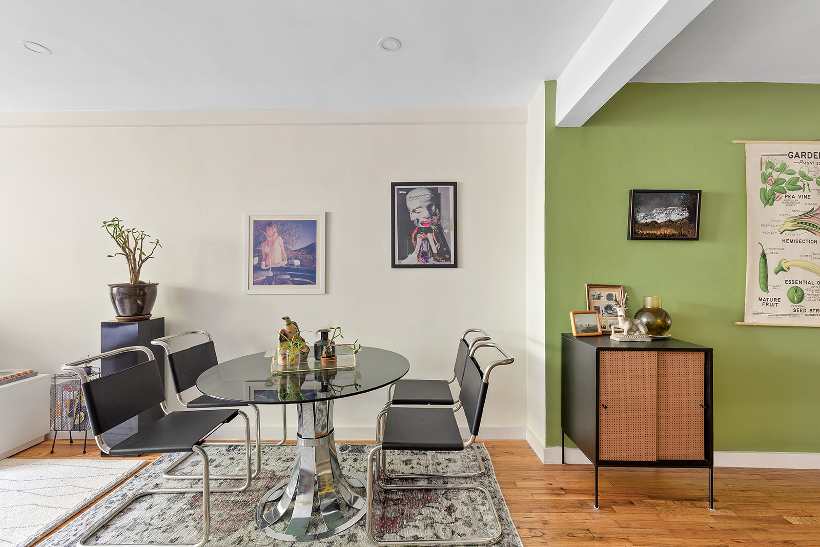 275 Webster Avenue, Unit 5I Brooklyn, NY 11230 - Photo 2 of 7 a view of a livingroom with furniture and a dining table