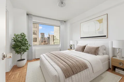 $849,000 | 303 East 57th Street, Unit 30E | Sutton Place