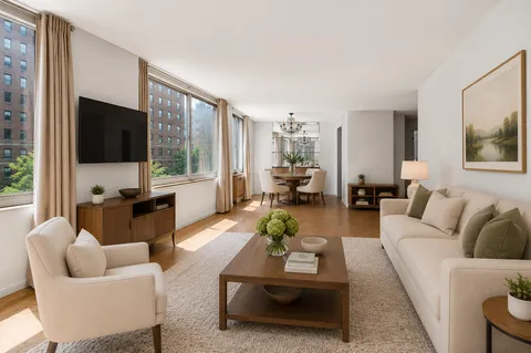 $1,650,000 | 250 West 90th Street, Unit 7H | Upper West Side