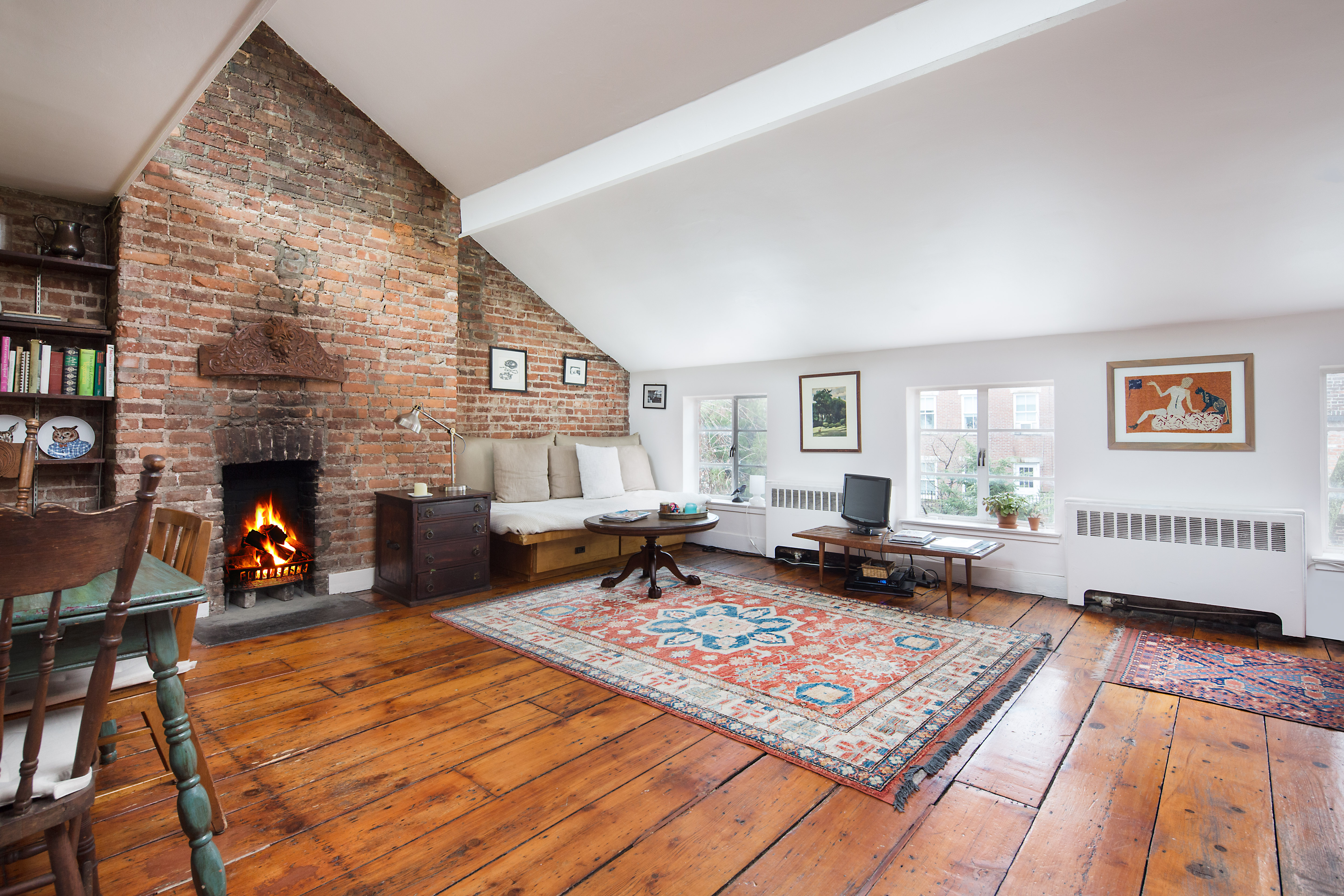 27 Bethune Street Manhattan, NY 10014 - Photo 13 of 18