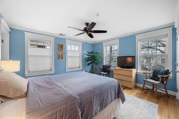 $670,000 | 100 Burrill Street, Unit 3, Swampscott, MA 01907