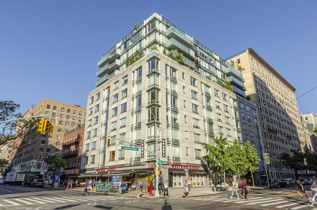 545 West 110th Street, Unit 5A Manhattan, NY 10025 - Photo 14 of 20 front view of a building