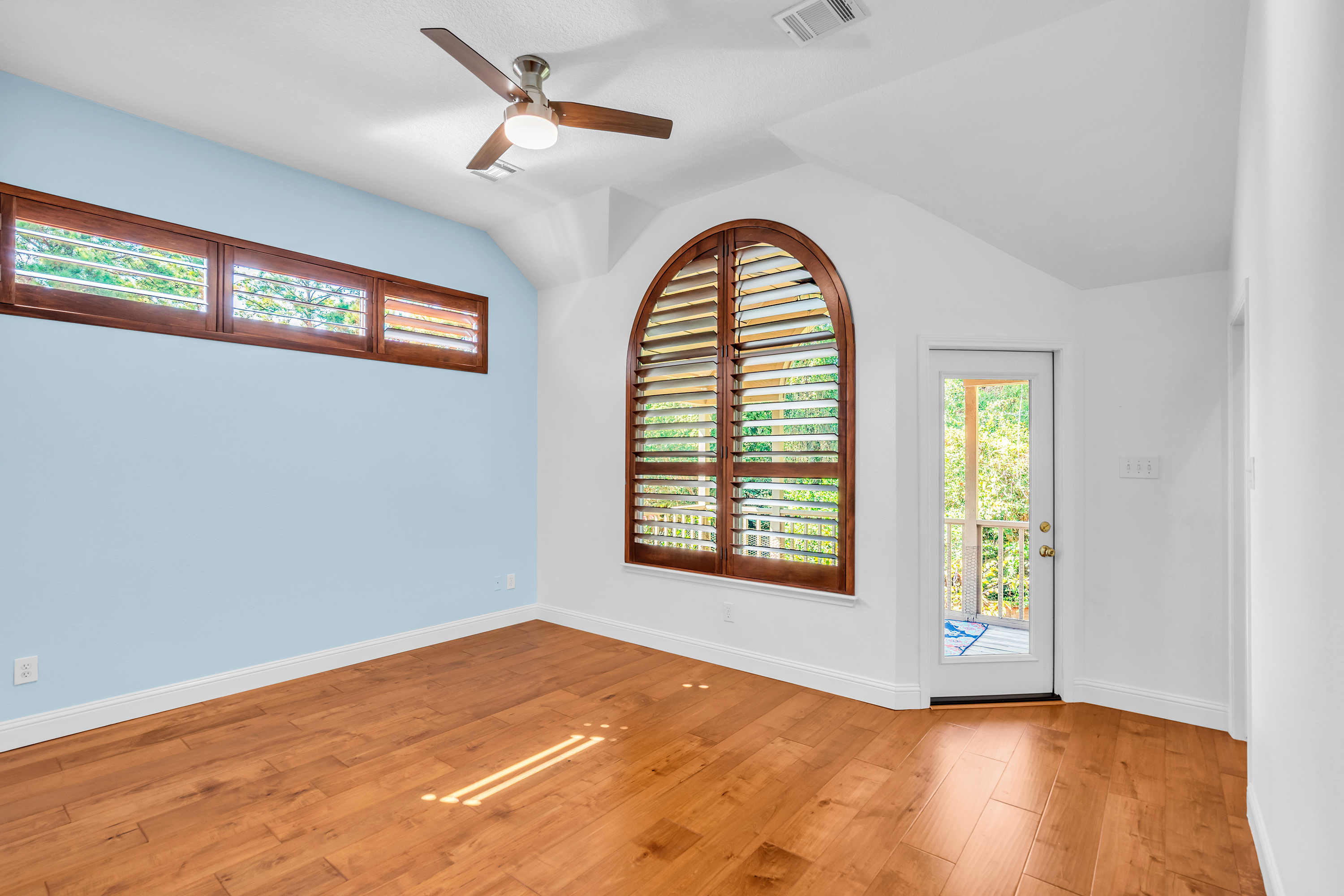 75 Lakeridge Drive Spring, TX 77381 - Photo 34 of 45 Gallery Image 34