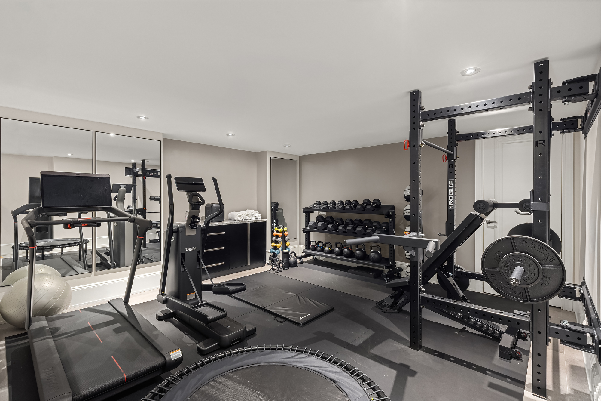 123 East 61st Street Manhattan, NY 10065 - Photo 27 of 31 a view of a room with gym equipment