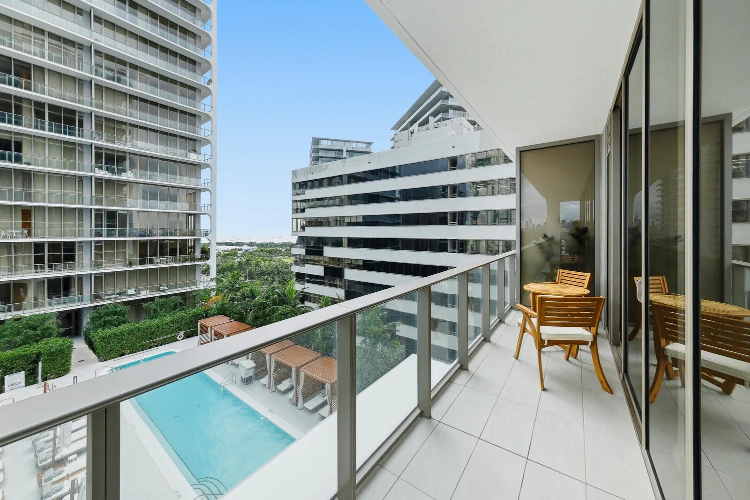 $1,650,000 | 2678 Tigertail Avenue, Unit 1110, Coconut Grove, FL 33133