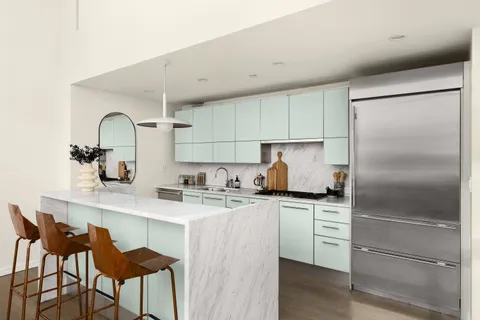 $1,750,000 | 310 East 53rd Street, Unit 2/3D | Midtown East