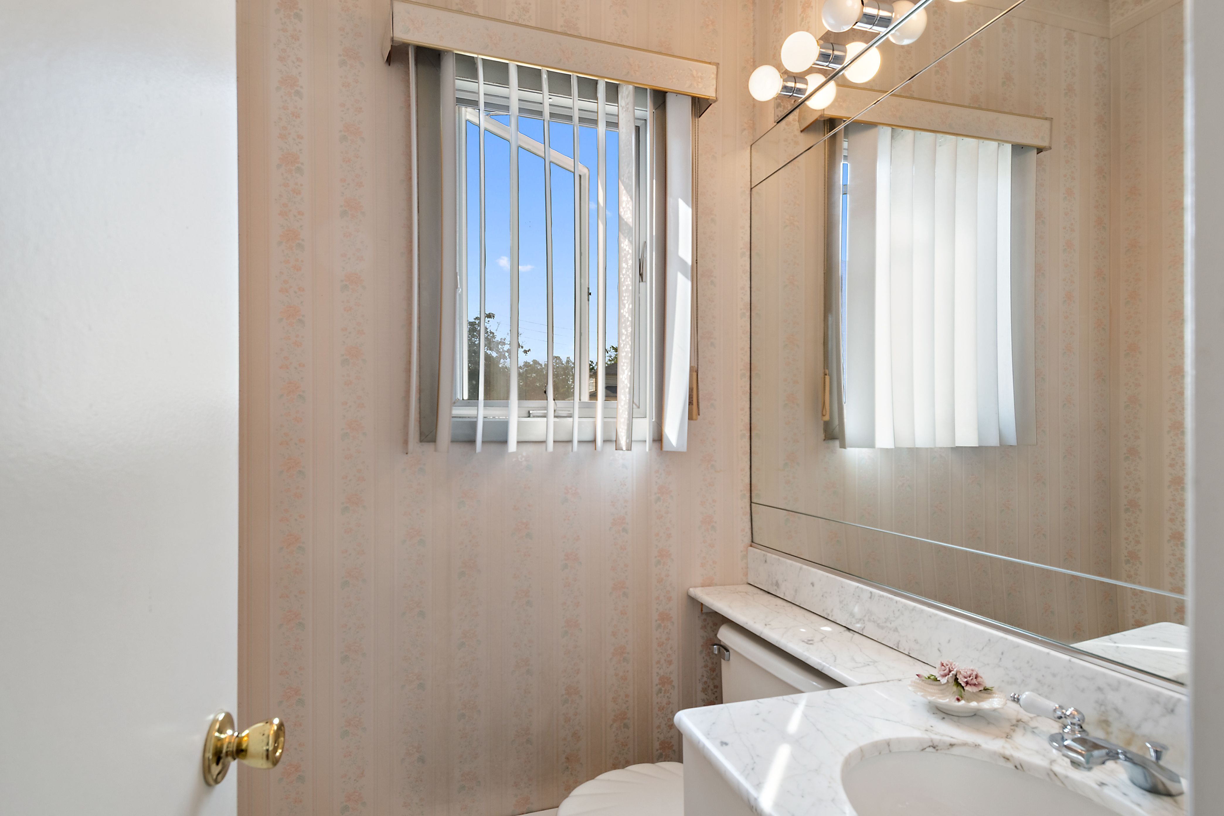 3391 Country Club Road, Unit 6 Bronx, NY 10465 - Photo 27 of 33 Gallery Image 27