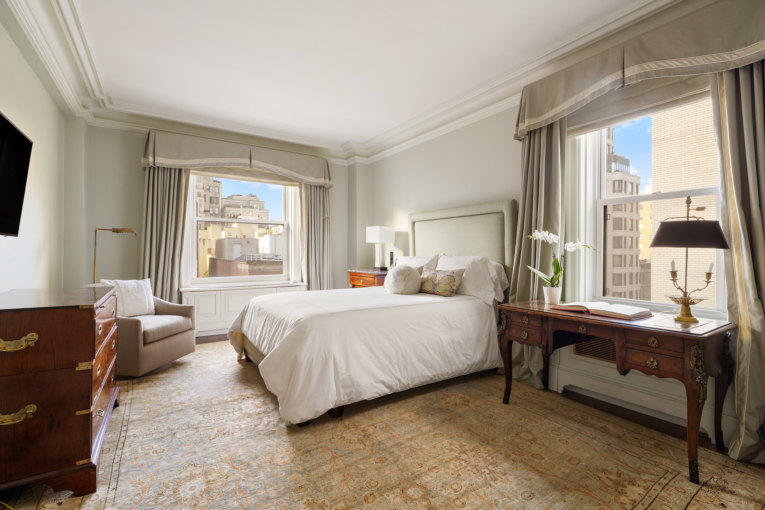 29 East 64th Street, Unit 7B Manhattan, NY 10065 - Photo 6 of 17