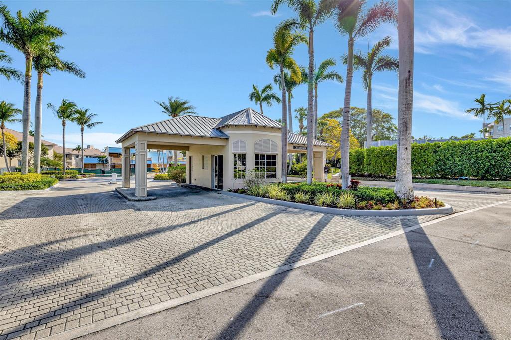 17 Royal Palm Way, Unit 606 Boca Raton, FL 33432 - Photo 2 of 15