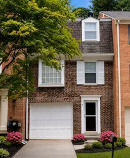 $1,025,000 | 8 Sangamore Court, Bethesda, MD 20816