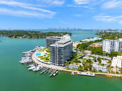 $2,500,000 | 900 Bay Drive, Unit 702/704, Miami Beach, FL 33141