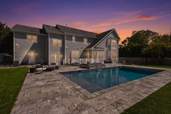 $2,900,000 | 11000 Luxmanor Road, North Bethesda, MD 20852