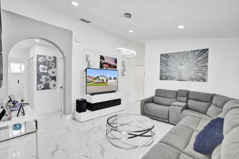 $649,990 | 7635 Northwest 168th Terrace, Hialeah, FL 33015