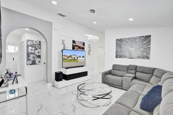 $649,990 | 7635 Northwest 168th Terrace, Hialeah, FL 33015