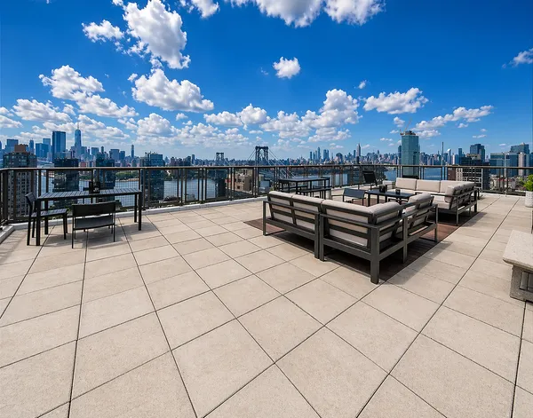 $4,638 | 424 Bedford Avenue, Unit 8B | Williamsburg