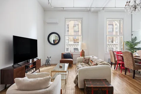 $1,995,000 | 395 Broadway, Unit 3B | TriBeCa