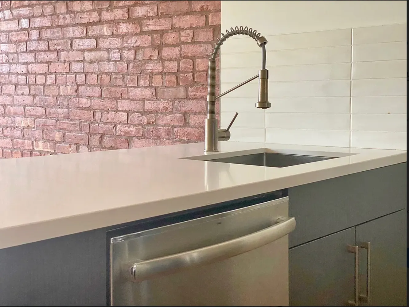 a close view of sink and tap