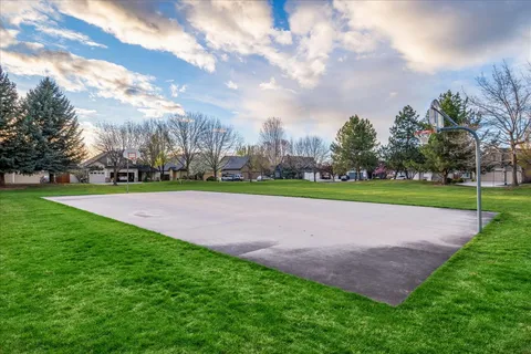 $711,300 | 1848 East SummerDawn Drive, Meridian, ID 83646