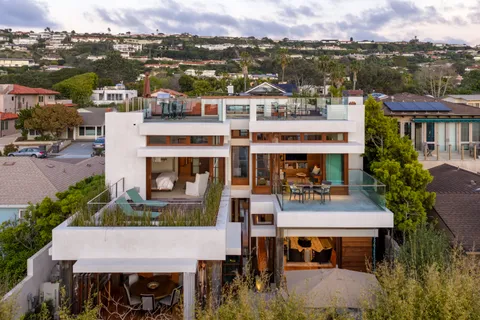 $8,100,000 | 8314 Paseo Del Ocaso, La Jolla, CA 92037