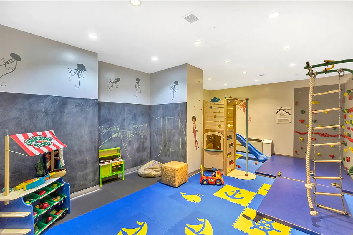 99 John Street, Unit 1901 Manhattan, NY 10038 - Photo 11 of 12