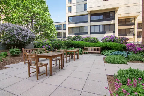 $779,000 | 931 Massachusetts Avenue, Unit 902, Cambridge, MA 02139