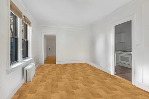 $675,000 | 205 East 10th Street, Unit 4D | East Village