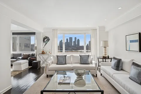 $1,625,000 | 45 Sutton Place South, Unit 12I | Sutton Place