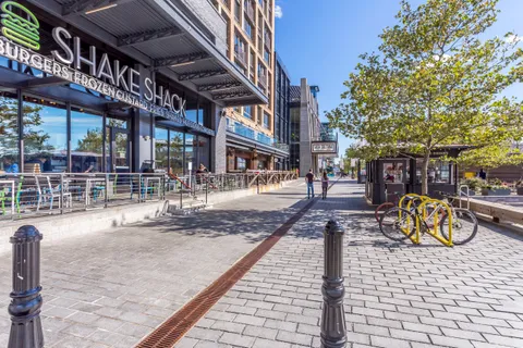 $1,100,000 | 500 H Street Southwest, Washington, DC 20024