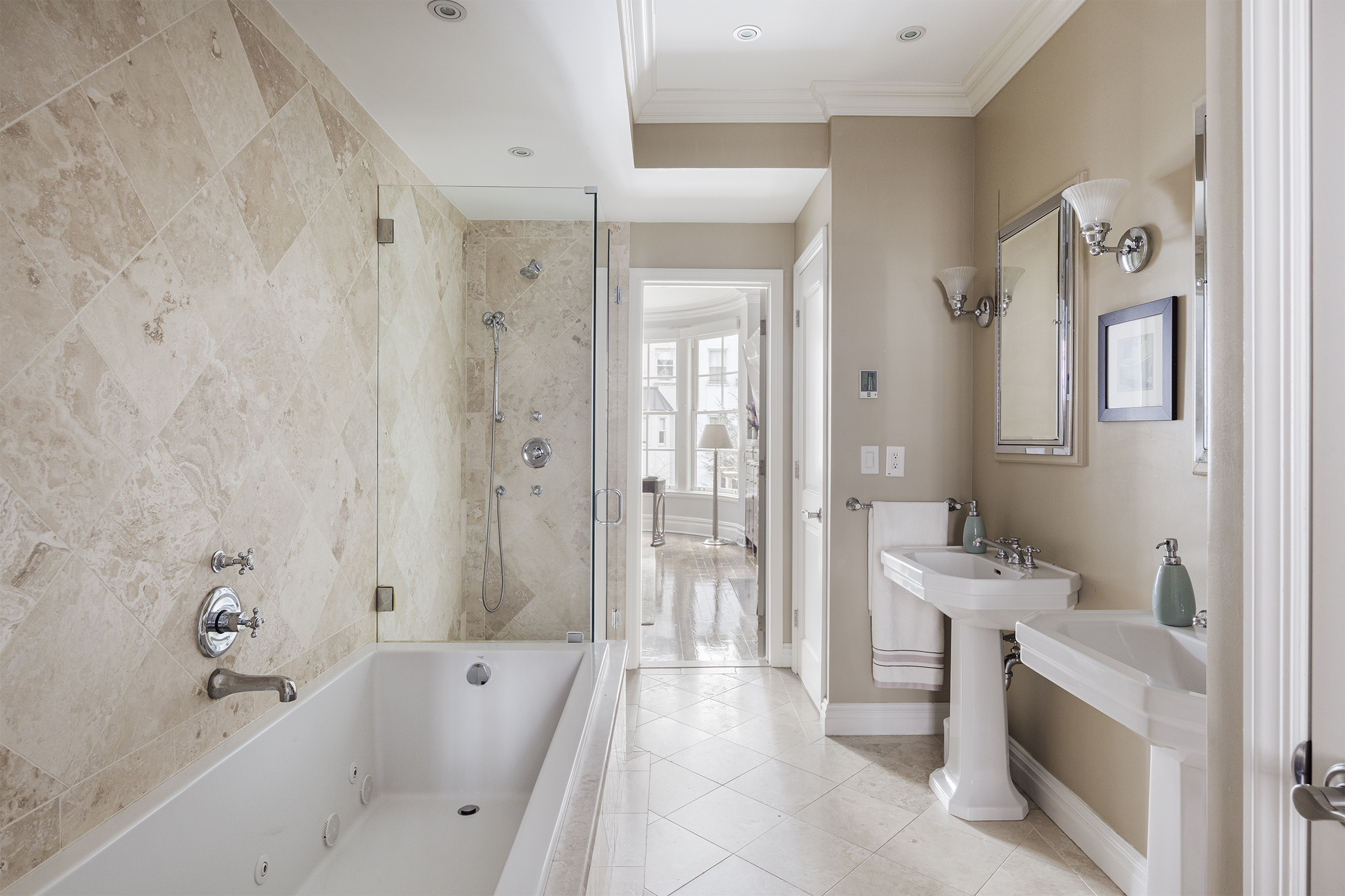 244 East 62nd Street Manhattan, NY 10065 - Photo 10 of 13