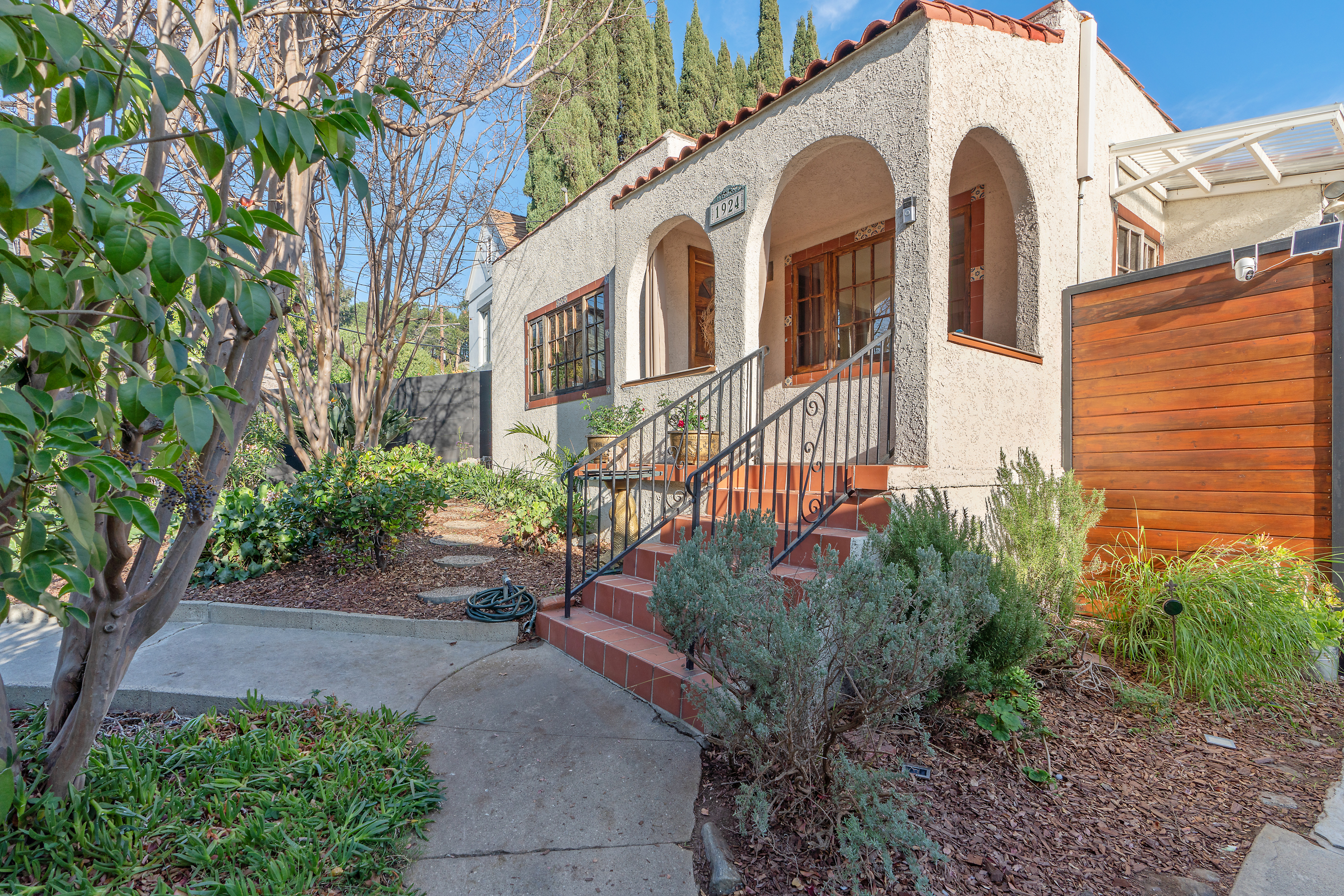 1924 Cerro Gordo Street Los Angeles, CA 90026 - Photo 2 of 52