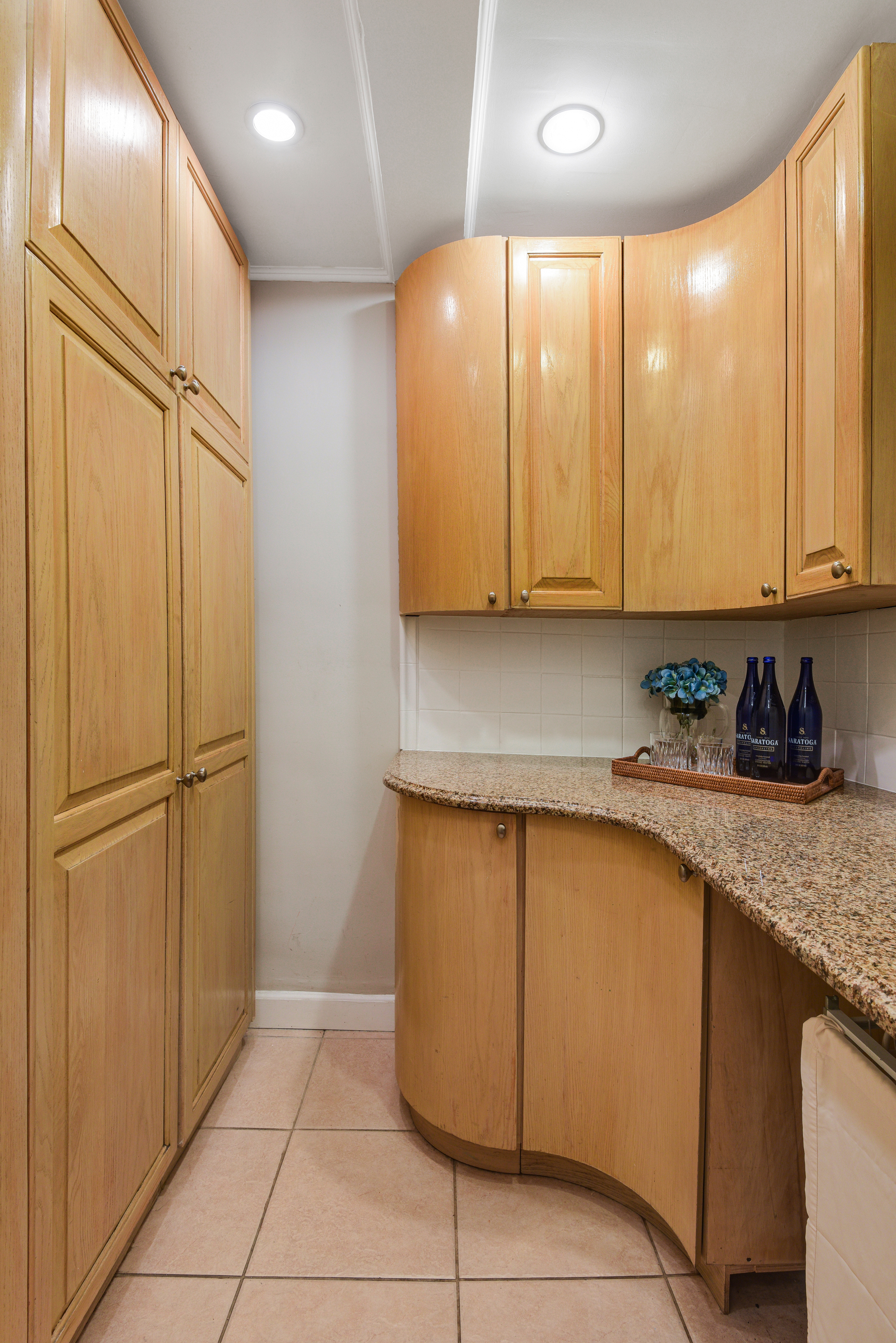 400 East 52nd Street, Unit 4D Manhattan, NY 10022 - Photo 7 of 15