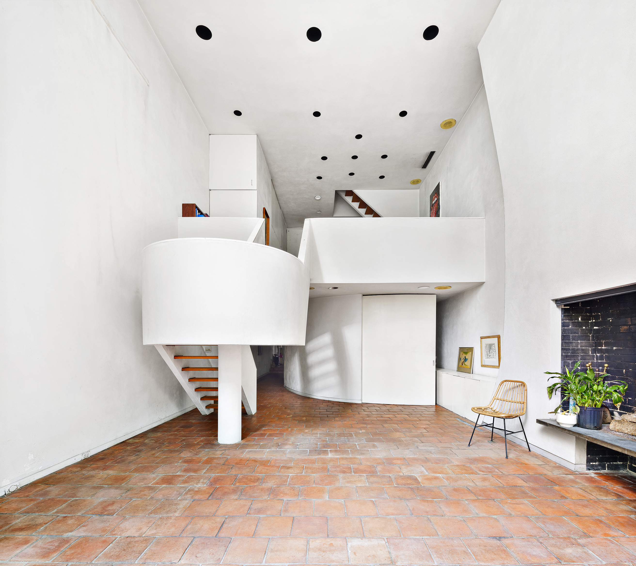 54 East 66th Street Manhattan, NY 10065 - Photo 6 of 19