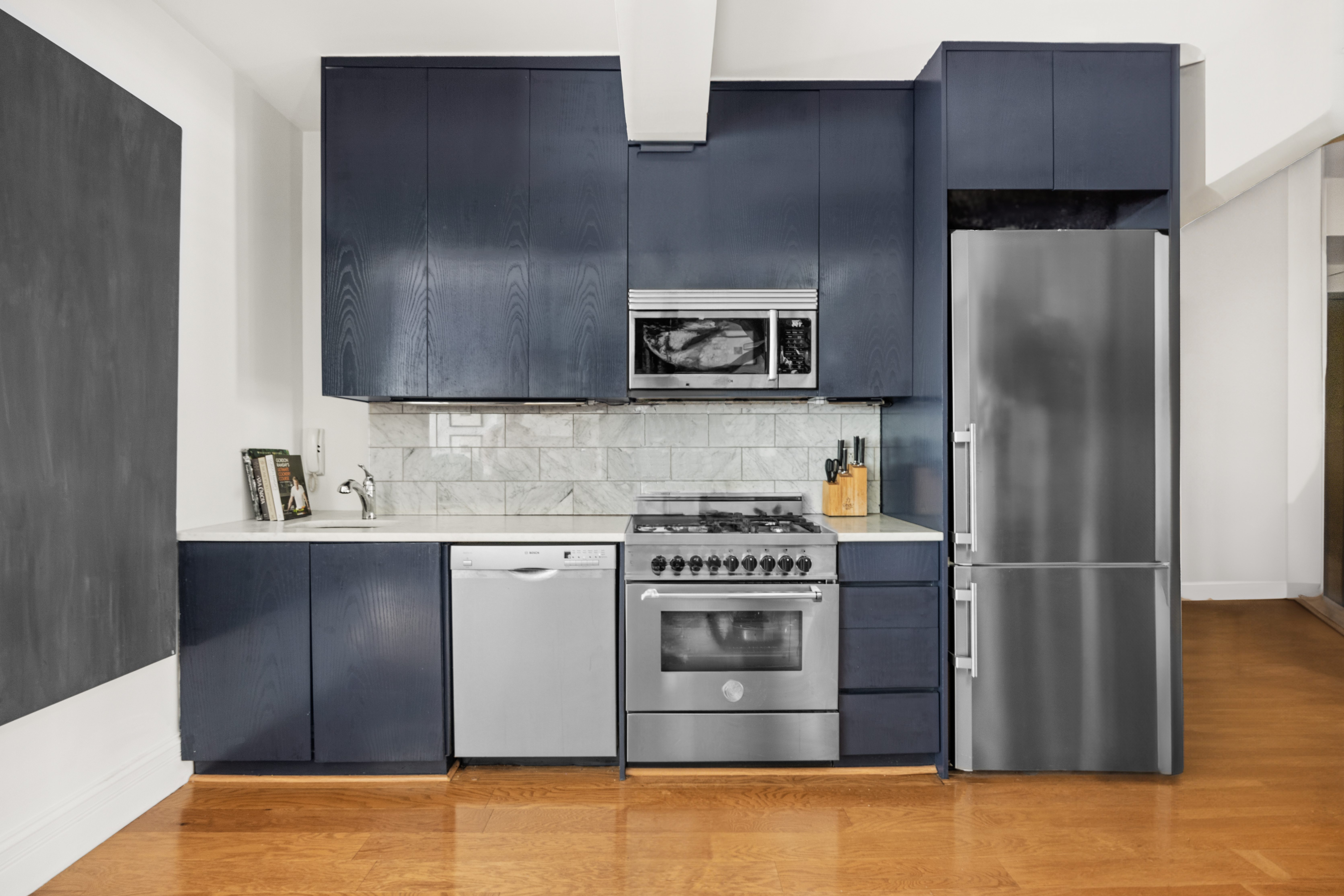 32 West 40th Street, Unit PHD Manhattan, NY 10018 - Photo 5 of 18