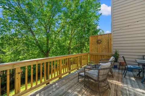 $719,000 | 5280 Kestrel Crossing Drive, Alexandria, VA 22312