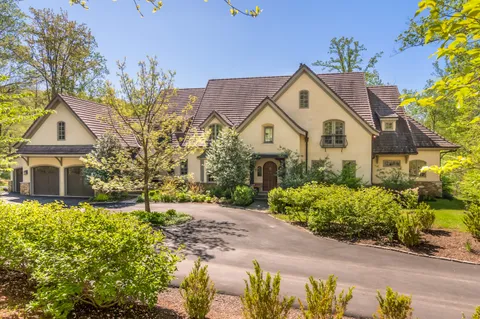 $4,450,000 | 3665 Creels Lane, The Plains, VA 20198