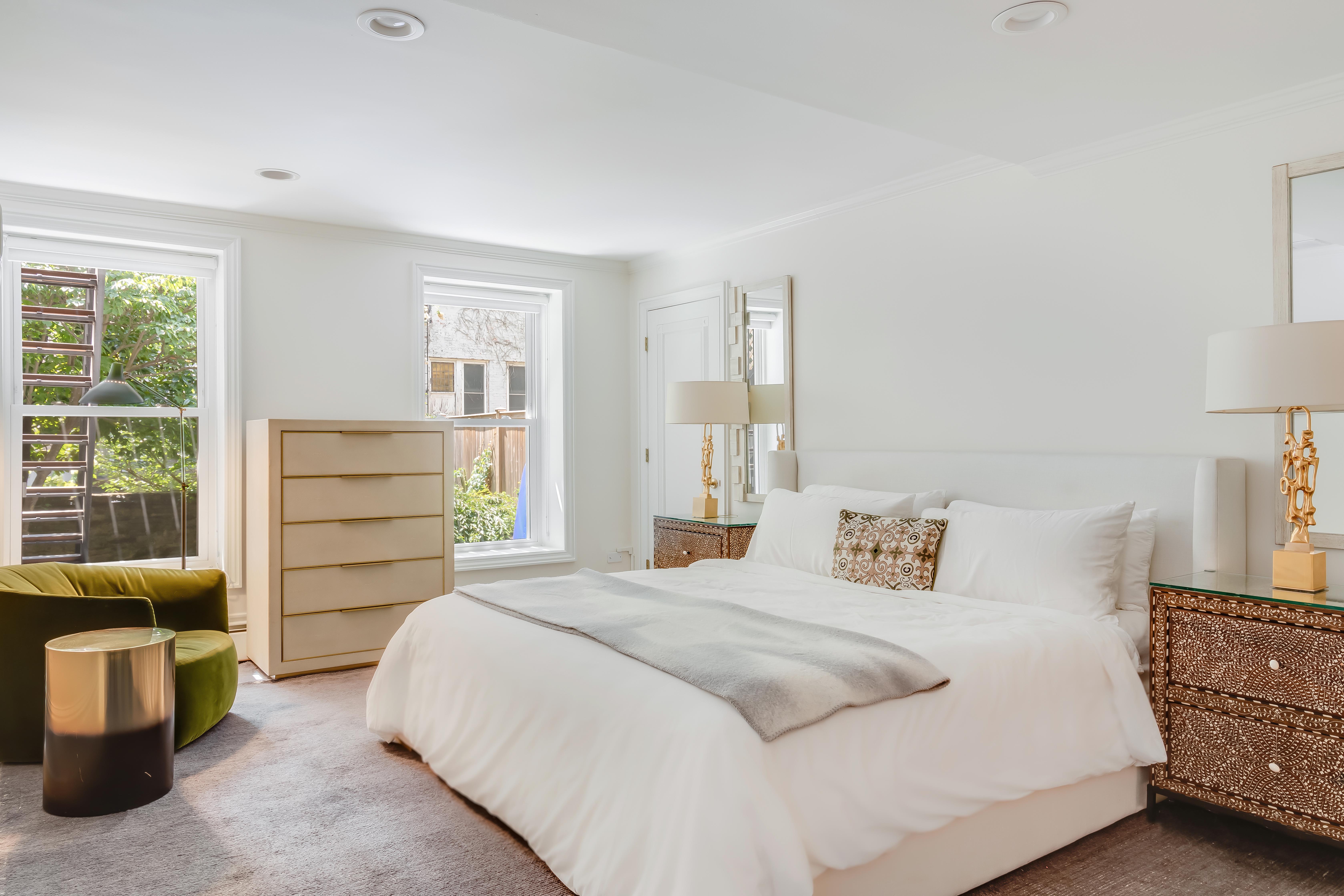 438 West 44th Street, Unit B Manhattan, NY 10036 - Photo 7 of 15