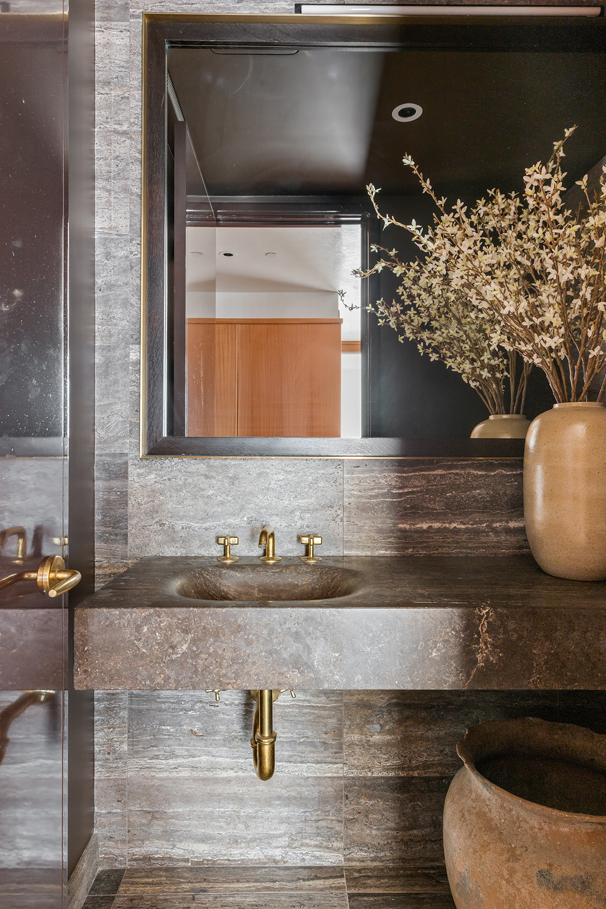 505 West 19th Street, Unit 8W Manhattan, NY 10011 - Photo 19 of 25