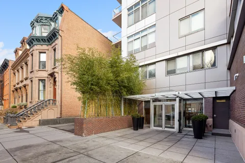 $2,450,000 | 383 Carlton Avenue, Unit 4E | Fort Greene