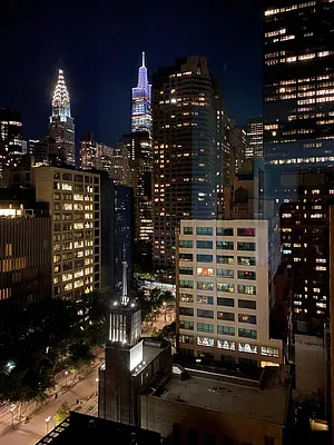 845 United Nations Plaza, Unit 56E Manhattan, NY 10017 - Photo 20 of 28 a view of a city