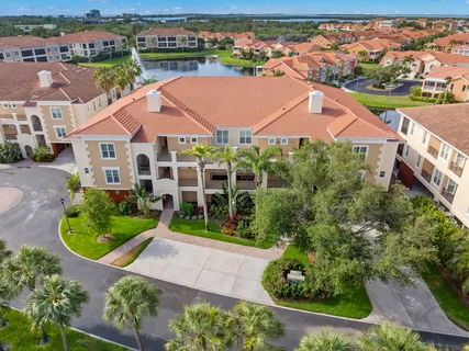 $885,000 | 6 Academy Way, Unit 221, St. Petersburg, FL 33711