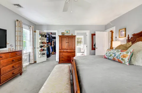 $1,265,000 | 2 Heritage Lane, Saugus, MA 01906