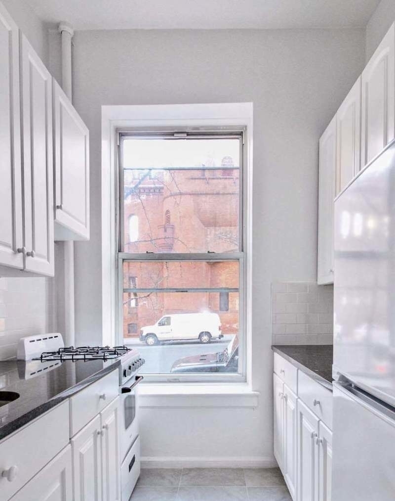 27 East 94th Street, Unit 1A Manhattan, NY 10128 - Photo 5 of 5