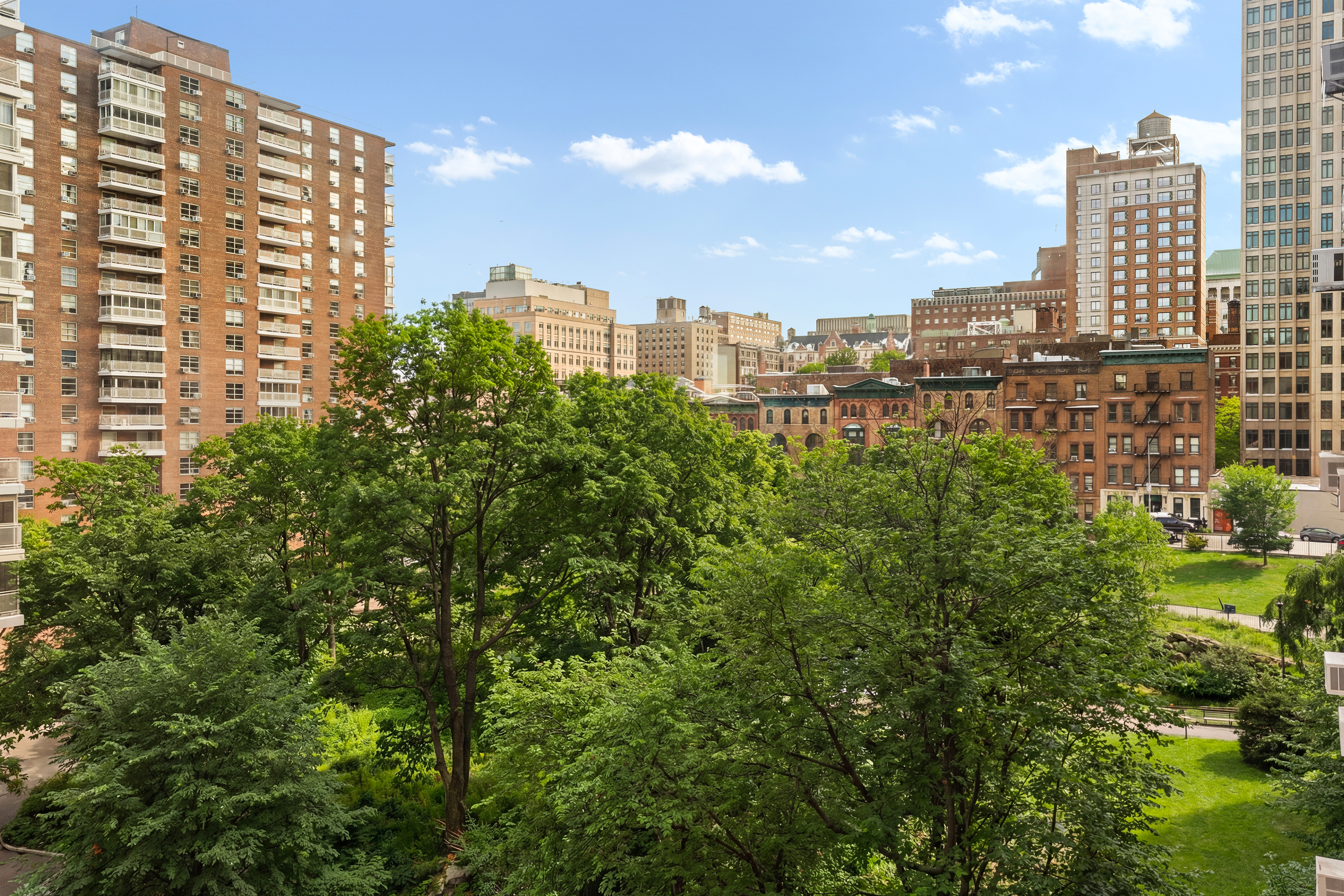 90 La Salle Street, Unit 8E Manhattan, NY 10027 - Photo 7 of 8 a view of a city with tall buildings